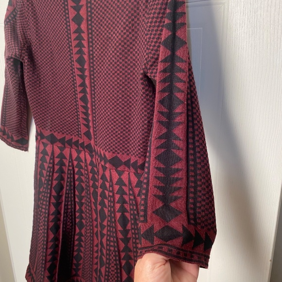 Nina Leonard Sweater Dress - Picture 7 of 7